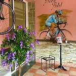 Impero Beauty & - Bike Hotel Cantello