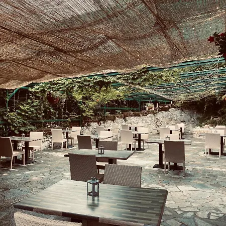 瓦雷泽美容及水疗帝国酒店