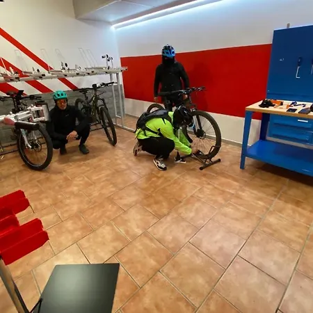 Impero Beauty & - Bike 3* Cantello