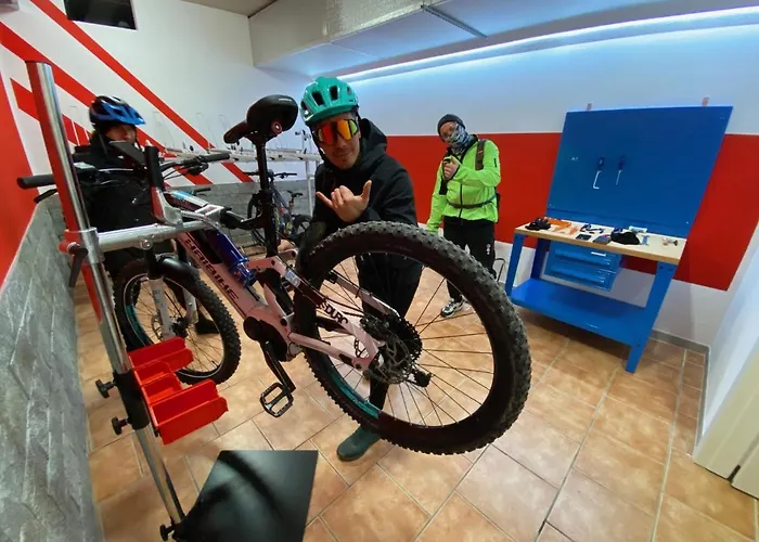 Hotel Impero Beauty & - Bike Cantello